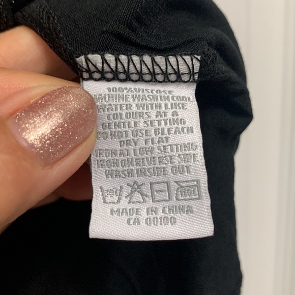 Black cowl neck top with shimmery look. - Picture 4 of 8